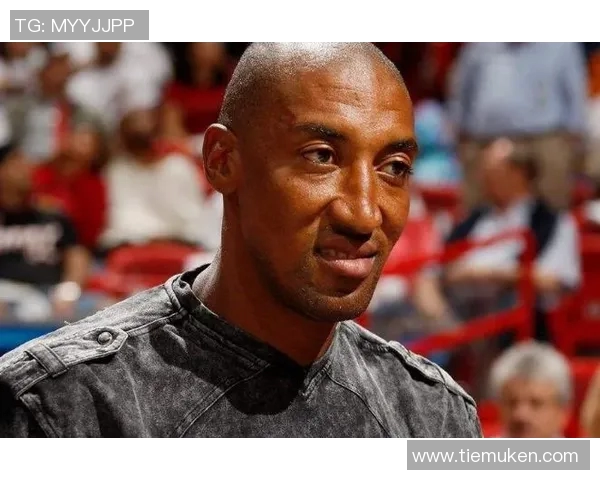 掘金主帅迈克·马龙荣膺最佳教练，为球队夺得胜利贡献重要